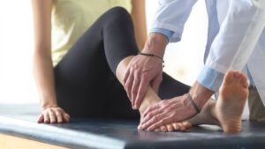 Valutazione clinica della distorsione laterale di caviglia
