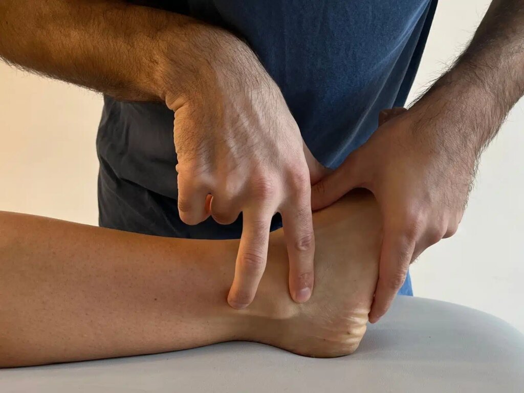 Sublussazione dei tendini peronei: palpazione